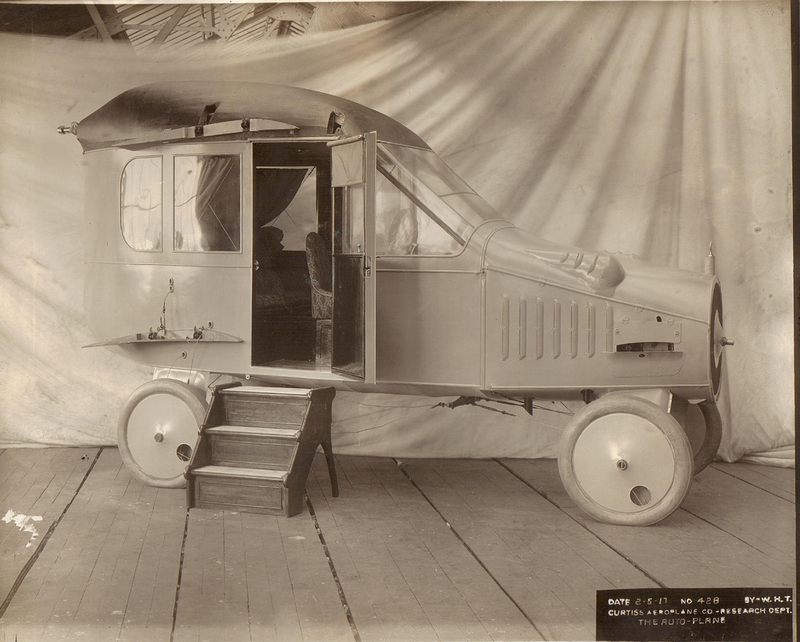 Illustration for article titled A Treasury of Flying Cars, from the Golden Age of Aviation